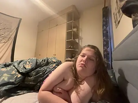 Scarletcum22 online show from 10, 2, 2026