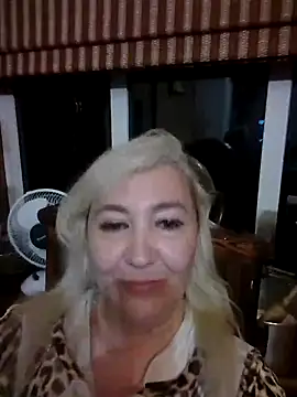 Snapshot of LadyKriss chatting on 22, 5, 2026 LadyKriss online show from 22, 5, 2026