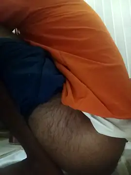 Snapshot of HeatableRevan chatting on 2, 3, 2026 HeatableRevan online show from 2, 3, 2026