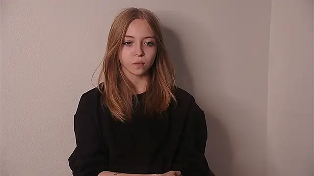 Snapshot of RenettaPujol chatting on 20, 10, 2025 RenettaPujol online show from 20, 10, 2025