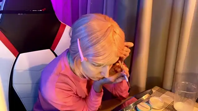 Caseycute online show from 6, 2, 2026