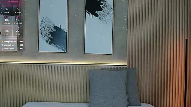 Lily Vale online show from 30, 11, 2025