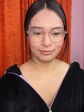 Isa doux online show from 27, 7, 2026