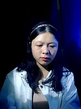 lisa-bae00 online show from 11, 11, 2025