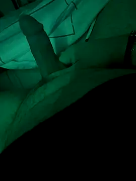 Snapshot of Passifskhoun chatting on 28, 11, 2025 Passifskhoun online show from 28, 11, 2025