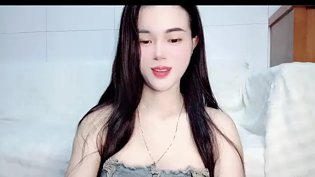 Snapshot of Family-Lovee chatting on 14, 7, 2026 Family-Lovee online show from 14, 7, 2026