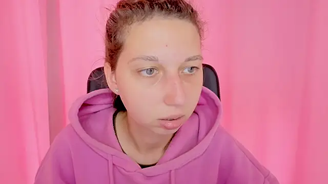 CuteEllii online show from 22, 10, 2025