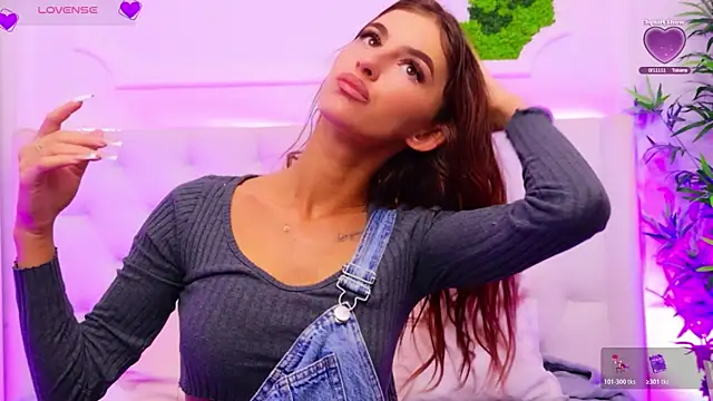 ElisaCharm online show from 30, 4, 2026