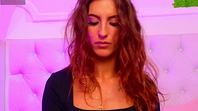 ElisaCharm online show from 8, 5, 2026
