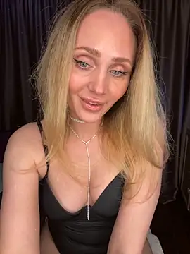 Drink me all up online show from 4, 12, 2025