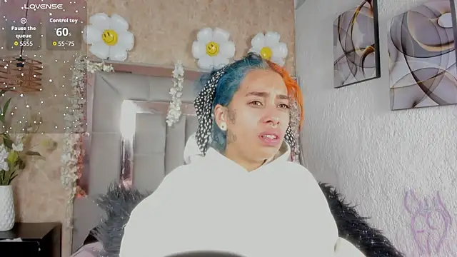 Cristall ravven online show from 16, 12, 2025