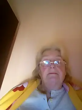 Snapshot of AmyLove353 chatting on 6, 2, 2026 AmyLove353 online show from 6, 2, 2026