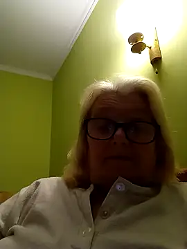 Snapshot of AmyLove353 chatting on 14, 2, 2026 AmyLove353 online show from 14, 2, 2026