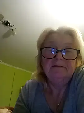 Snapshot of AmyLove353 chatting on 17, 2, 2026 AmyLove353 online show from 17, 2, 2026