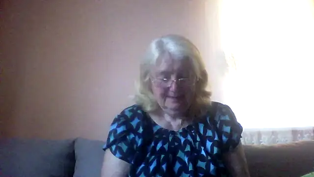 AmyLove353 online show from 16, 5, 2026