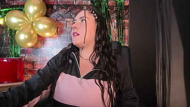 Danna piink  online show from 16, 3, 2026