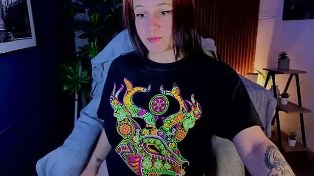 Snapshot of camilaa_lux chatting on 26, 3, 2026 camilaa lux online show from 26, 3, 2026