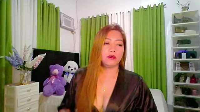 Snapshot of SweetBabe_Sky chatting on 30, 10, 2025 SweetBabe Sky online show from 30, 10, 2025