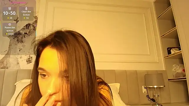 Snapshot of cassy_love chatting on 24, 10, 2025 cassy love online show from 24, 10, 2025