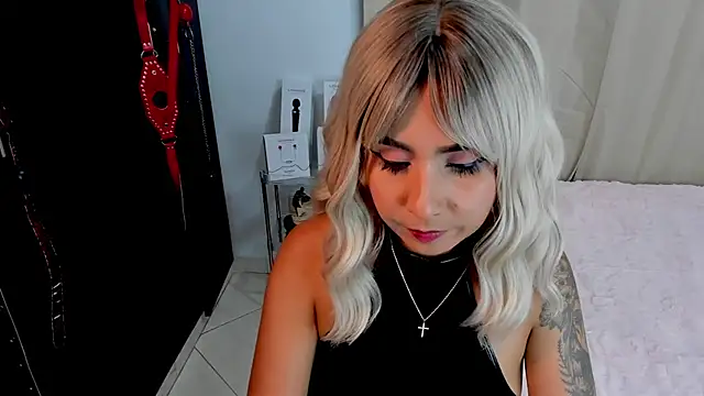 Emilyvalk  online show from 25, 2, 2026