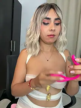 Snapshot of Emilyvalk_ chatting on 18, 6, 2026 Emilyvalk online show from 18, 6, 2026
