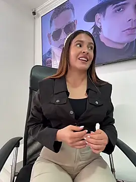 Snapshot of Talia_Bonet chatting on 11, 5, 2026 Talia Bonet online show from 11, 5, 2026