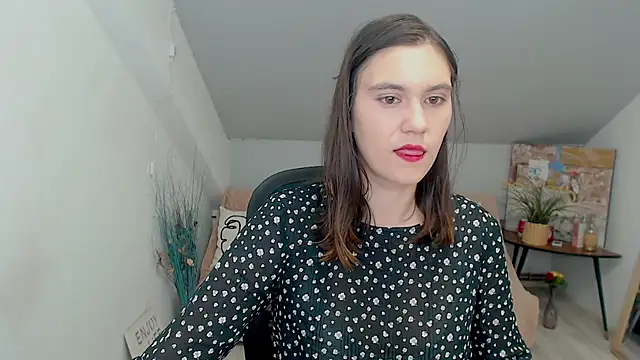 Snapshot of IzzyMonro chatting on 23, 10, 2025 IzzyMonro online show from 23, 10, 2025