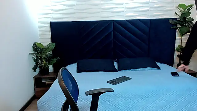 Lil James online show from 12, 2, 2026