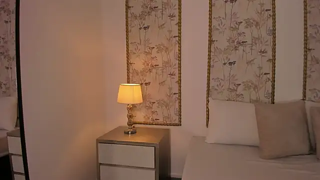 Snapshot of mia_collins96 chatting on 3, 6, 2026 mia collins96 online show from 3, 6, 2026