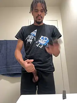 Snapshot of Mrmakeherwet_Tez chatting on 7, 11, 2025 Mrmakeherwet Tez online show from 7, 11, 2025