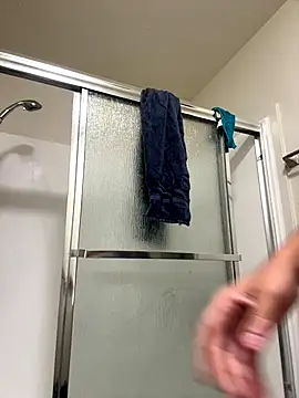 Snapshot of Mrmakeherwet_Tez chatting on 21, 12, 2025 Mrmakeherwet Tez online show from 21, 12, 2025