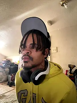 Snapshot of Mrmakeherwet_Tez chatting on 7, 1, 2026 Mrmakeherwet Tez online show from 7, 1, 2026