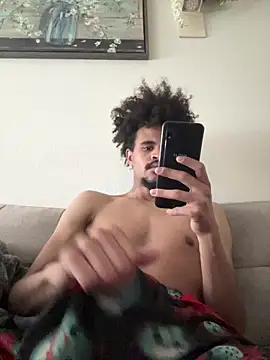 Snapshot of Mrmakeherwet_Tez chatting on 24, 2, 2026 Mrmakeherwet Tez online show from 24, 2, 2026