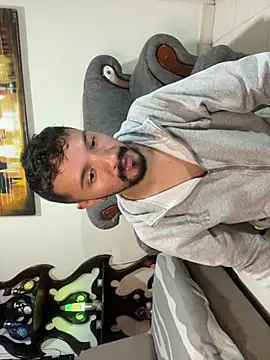 Snapshot of fyodr_sai chatting on 28, 10, 2025 fyodr sai online show from 28, 10, 2025