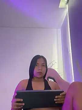 Snapshot of aly_nicols chatting on 15, 1, 2026 aly nicols online show from 15, 1, 2026