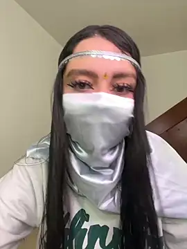 Selena Roa online show from 2, 12, 2025