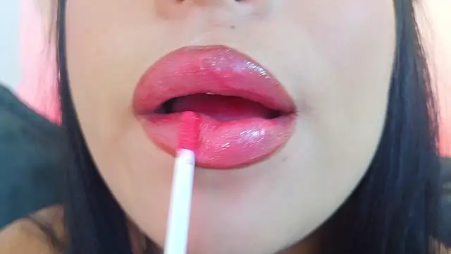 mia roux1 online show from 23, 3, 2026