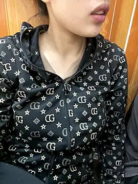 kitty-20x online show from 23, 10, 2025