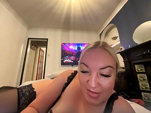 Snapshot of Jenna-LeeXX chatting on 10, 11, 2025 Jenna-LeeXX online show from 10, 11, 2025