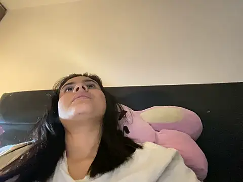 Snapshot of Cloebaker12 chatting on 25, 2, 2026 Cloebaker12 online show from 25, 2, 2026