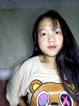 Quynhsumon online show from 9, 5, 2026