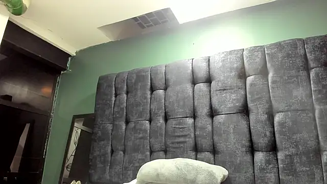 Alice  Morgan  online show from 1, 11, 2025