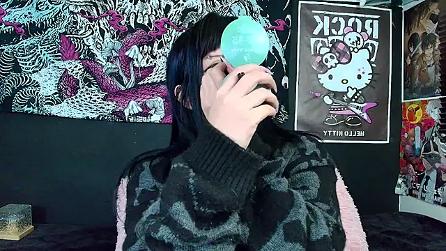 Snapshot of GothGaby chatting on 22, 11, 2025 GothGaby online show from 22, 11, 2025