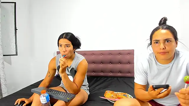 AshleyDeLuca  online show from 29, 5, 2026