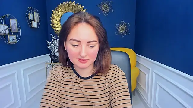 NoraSimons online show from 3, 3, 2026