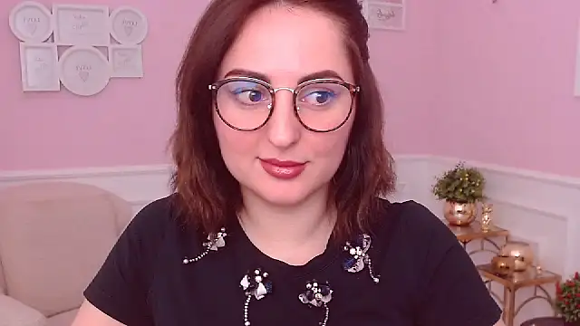 NoraSimons online show from 18, 3, 2026