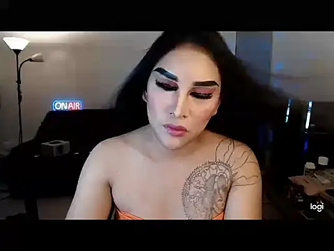 Snapshot of KeraMitenaa chatting on 8, 6, 2026 KeraMitenaa online show from 8, 6, 2026