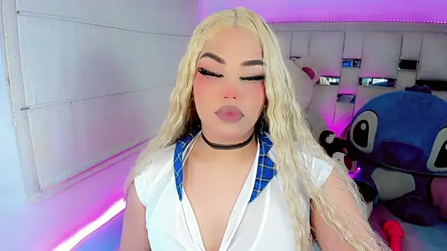 Alannys xHotx online show from 12, 5, 2026