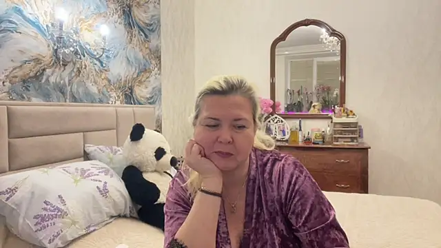 Snapshot of Galatea_2025 chatting on 30, 4, 2026 Galatea 2025 online show from 30, 4, 2026