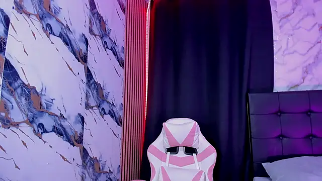 Scarlet DLuce online show from 12, 2, 2026